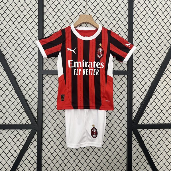 Conjunto infantil AC Milan 24/25 Local