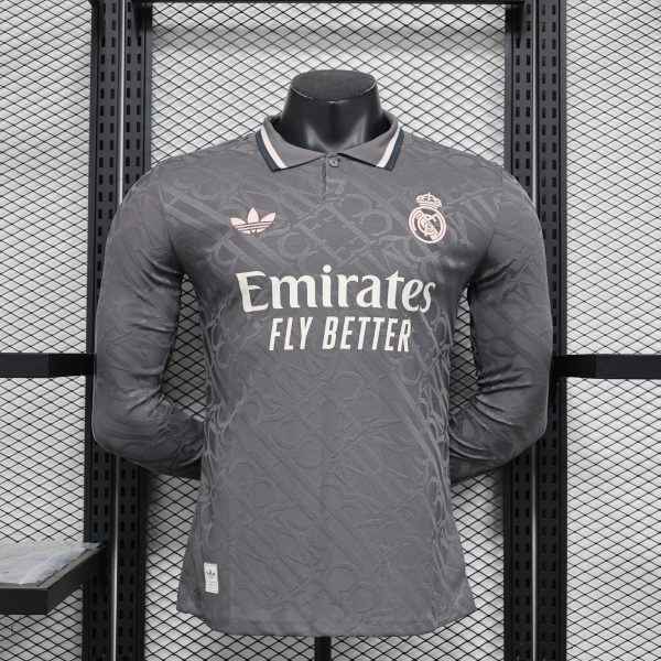 Real Madrid 24/25 3era Equipacion - Imagen 2