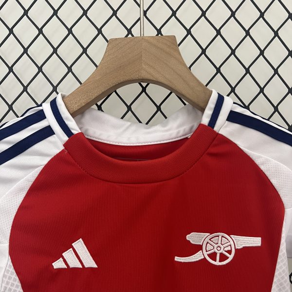 Conjunto infantil Arsenal FC 24/25 Local - Imagen 2