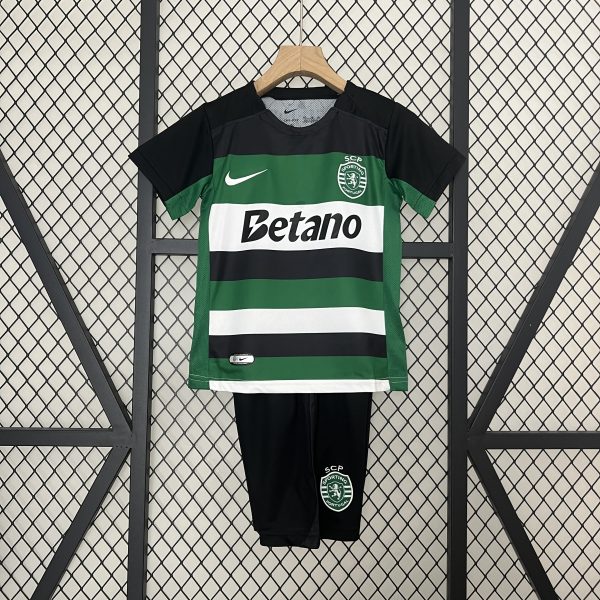 Conjunto infantil  Sporting Clube 24/25 Local